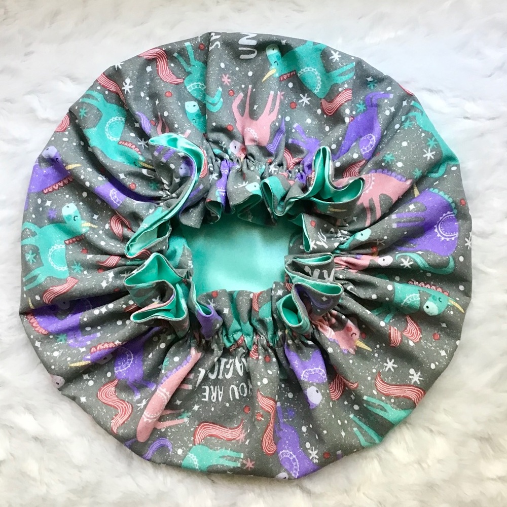 Women’s Reversible Satin Bonnet Unicorn Glitter